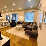 Ihana Talo - Lovely House With Sauna In Villa Vaasa